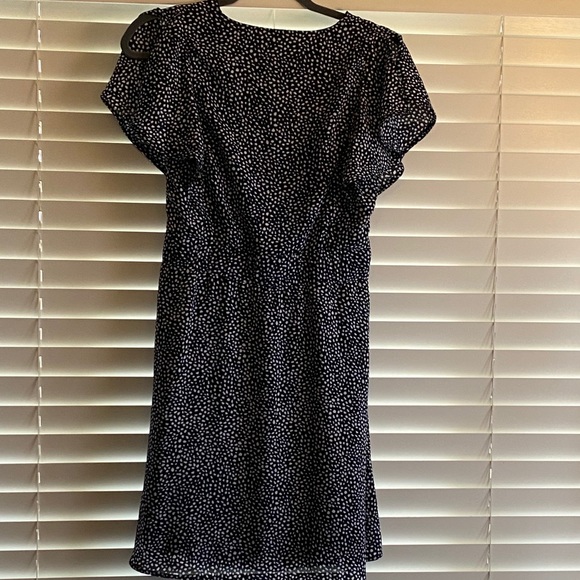 Dress - Picture 4 of 4